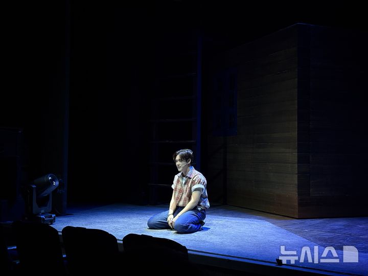 [서울=뉴시스] 한이재 기자 = 30일 서울 강남구 백암아트홀에서 배우들이 개막을 하루 앞둔 뮤지컬 '걸프렌드' 하이라이트를 시연하고 있다. 2026.03.30. nowone@newsis.com