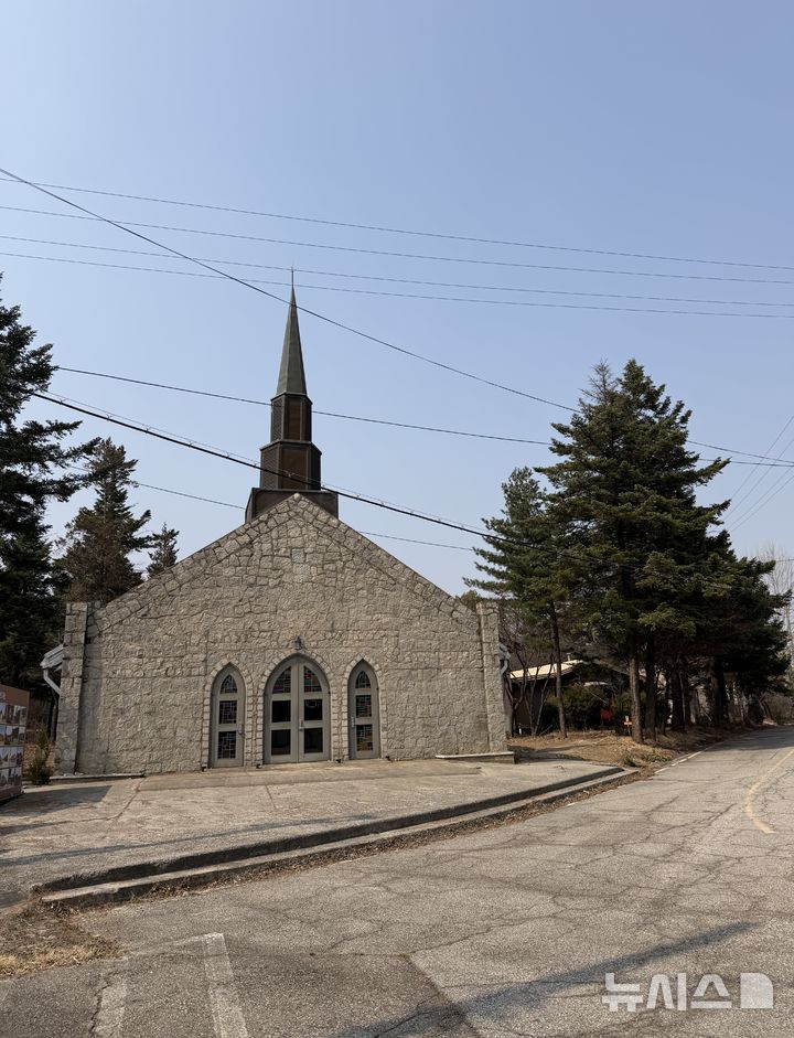[의정부=뉴시스] 캠프 레드클라우드(CRC) 내 예배당. (사진=뉴시스 DB). photo@newsis.com 