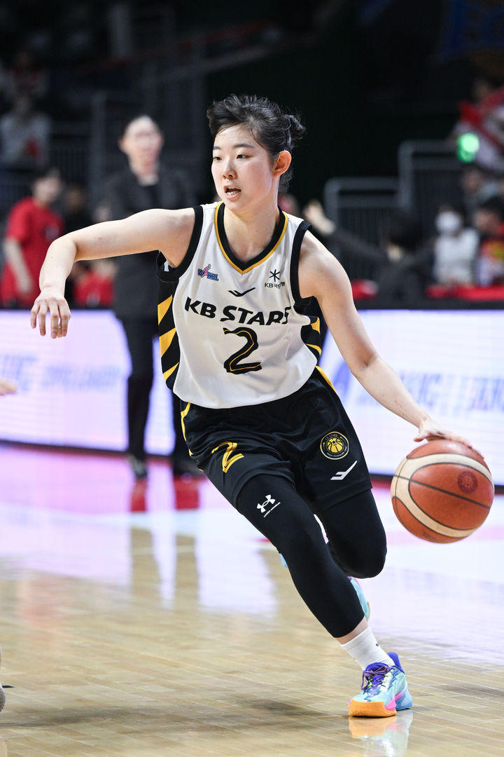 [서울=뉴시스] 여자프로농구 청주 KB국민은행의 허예은. (사진=WKBL 제공) 