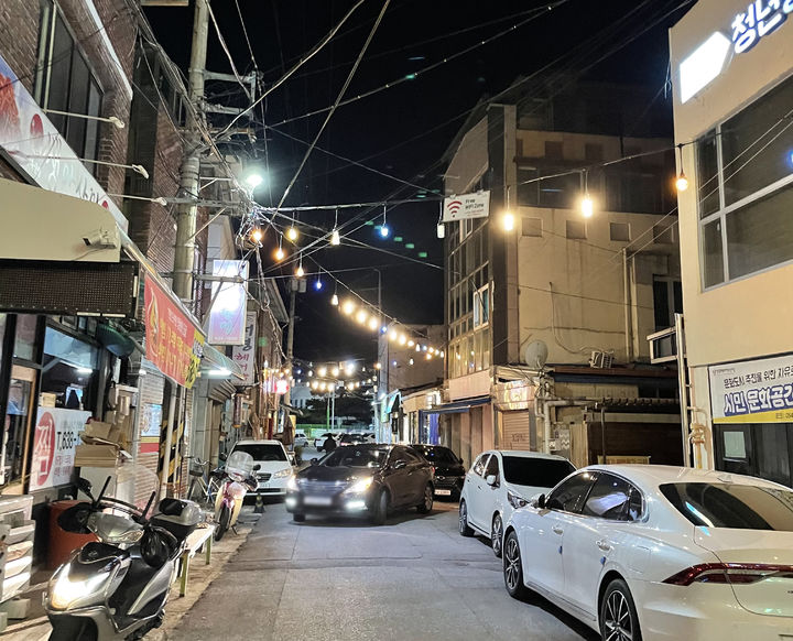 [영주=뉴시스] 학사골목 야경 (사진=영주시 제공) 2026.03.31. photo@newsis.com *재판매 및 DB 금지