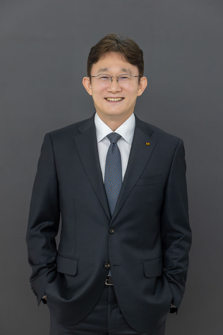 [서울=뉴시스]박윤영 KT 신임 대표. *재판매 및 DB 금지
