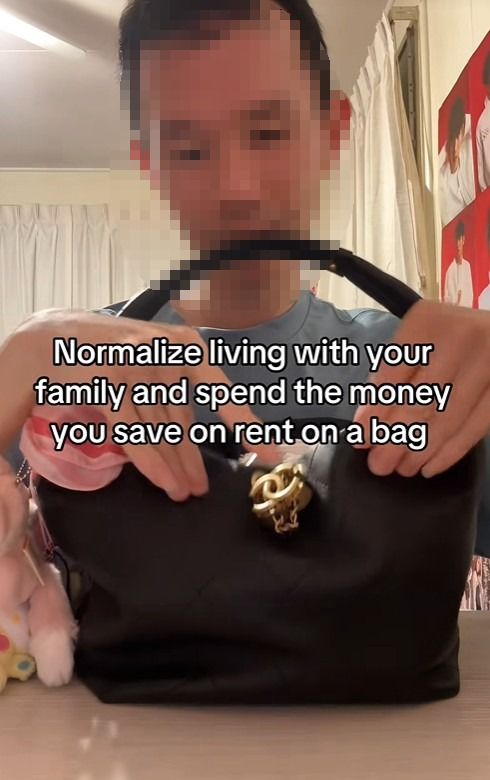 [서울=뉴시스] 밀레니얼 세대 성인 자녀들이 부모와 동거하며 월세를 아끼고 이를 명품이나 해외여행에 쓰는 소비 방식이 논란이 되고 있다. (사진=틱톡 캡처) *재판매 및 DB 금지