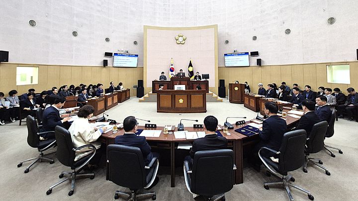 [부산=뉴시스] 31일 기장군의회는 제294회 임시회를 진행하고 있다. (사진=기장군의회 제공) 2026.03.31. photo@newsis.com *재판매 및 DB 금지