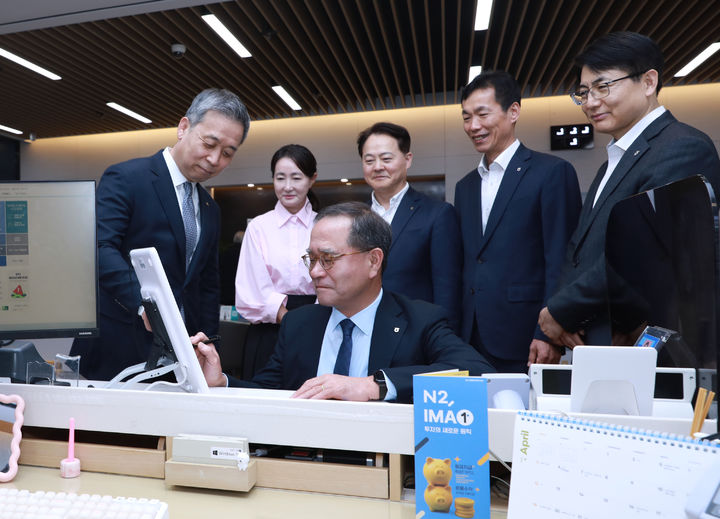 이찬우 NH농협금융 회장, NH투자증권 'IMA 1호' 상품 가입