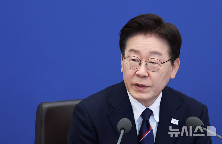 [서울=뉴시스] 고범준 기자 = 이재명 대통령이 31일 청와대에서 열린 국무회의에서 발언하고 있다. 2026.03.31. bjko@newsis.com