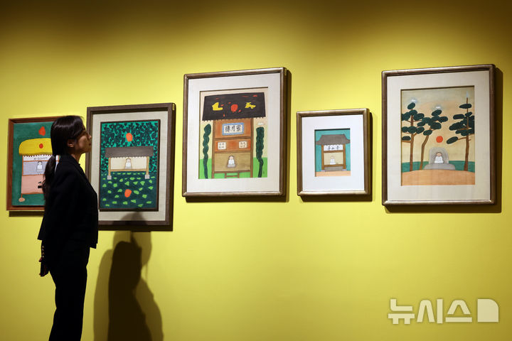 [서울=뉴시스] 박진희 기자 = 서울미술관은 한국 판화의 선구자 김상유(1926~2002) 탄생 100주년 기념전 '쉽게 닳지 않는 사람' 기자간담회를 31일 서울 종로구 서울미술관에서 갖고 판화부터 유화에 이르는 작가의 주요 작품을 선보이고 있다. 2026.03.31. pak7130@newsis.com