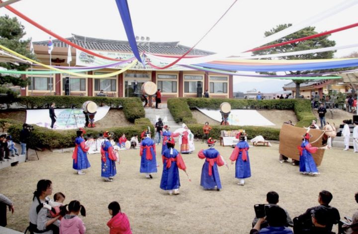 [수원=뉴시스] 양주놀이굿 모습. (사진=경기도 제공) 2026.04.01. photo@newsis.com *재판매 및 DB 금지
