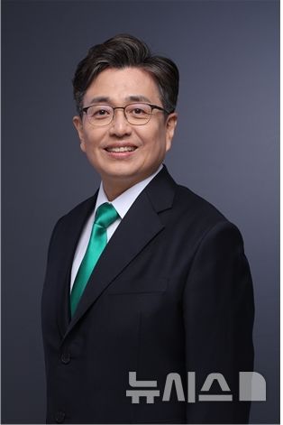 [서울=뉴시스] 김민겸 제34대 대한치과의사협회 김민겸 회장 당선인. (사진= 대한치과의사협회 제공)