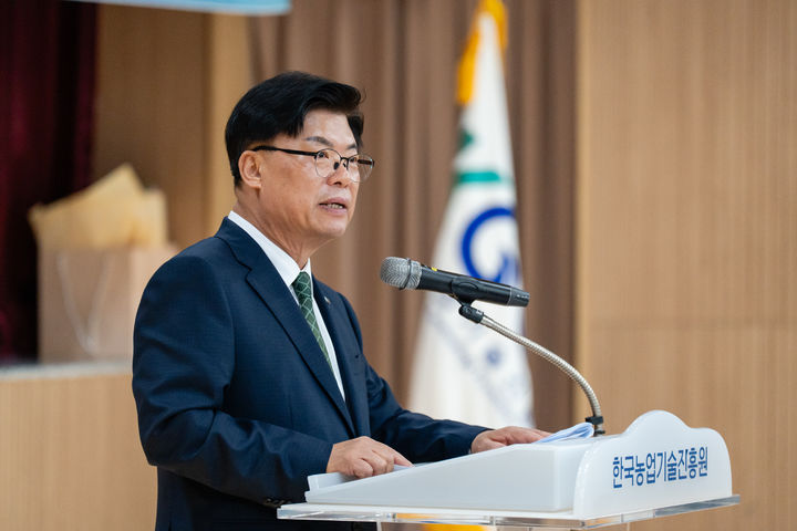 [세종=뉴시스]이석형 한국농업기술진흥원장. (사진=농진원 제공) *재판매 및 DB 금지