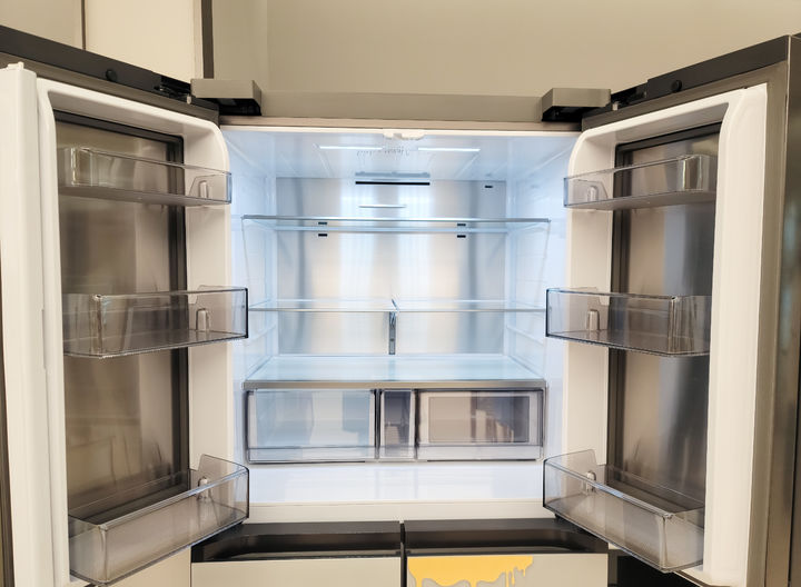 [서울=뉴시스] 지난 31일(현지시각) 영국 인디펜던트는 남은 음식을 안전하게 섭취할 수 있는 보관 방법을 보도했다. 냉장 보관의 원칙을 준수하고, 실온에 있는 시간을 줄여야 식중독을 예방할 수 있다. (사진=유토이미지)