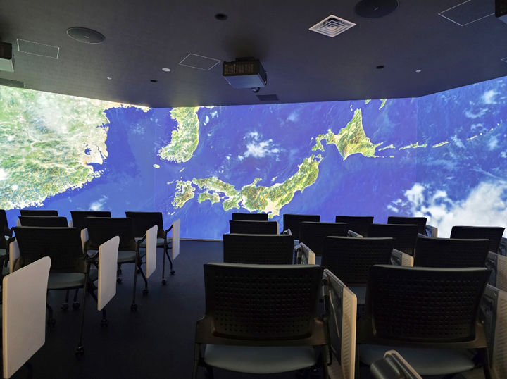 [서울=뉴시스] 일본 '영토주권전시관' 인근 교육관 (사진=서경덕 교수팀 제공) 2026.04.02. photo@newsis.com *재판매 및 DB 금지