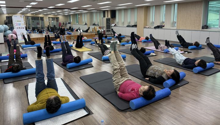 [합천=뉴시스] 합천군 보건소, 2026년 고당이 운동교실 운영 (사진=합천군 제공) 2026. 04. 02. photo@newsis.com *재판매 및 DB 금지