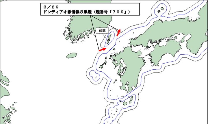 [서울=뉴시스] 2일 일본 방위성 통합막료감부에 따르면 해상자위대는 지난달 29일 오전 7시께 쓰시마섬 남서쪽 약 80㎞ 해역에서 해당 해역을 북동진하는 중국 해군 정보수집함을 확인했다. 해상자위대는 이튿날인 지난달 30일에도 일본 규슈 서쪽에 있는 고토열도 북서쪽 약 80㎞ 해역에서 해당 해역을 북동진하는 중국 해군 미사일 구축함 2척, 보급함 1척 등 3척을 확인했다. (사진=방위성 통합막료감부 자료 갈무리) 2026.04.02. photo@newsis.com&nbsp; *재판매 및 DB 금지
