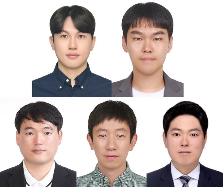 [구미=뉴시스] 왼쪽 좌측부터 윤지원, 김준석, 최시혁, 지호일, 장성민 교수. (사진=금오공대 제공) 2026.04.02 photo@newsis.com *재판매 및 DB 금지