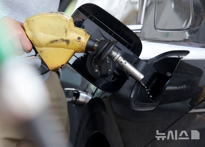 3월 석유류 가격 9.9% 급등