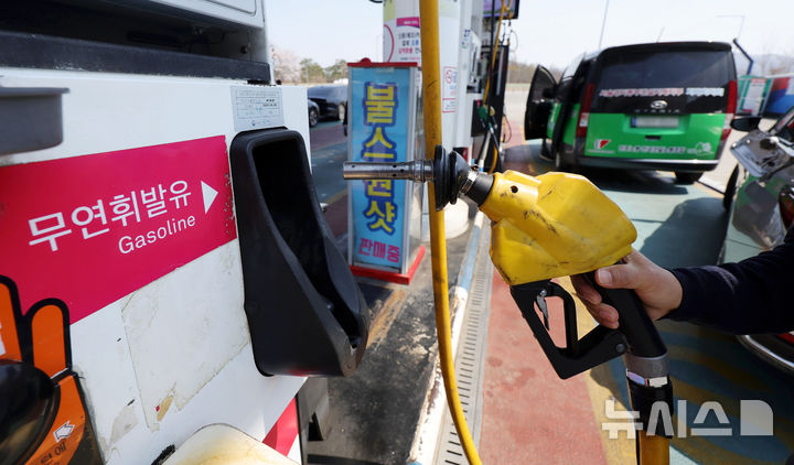 3월 석유류 가격 9.9% 급등