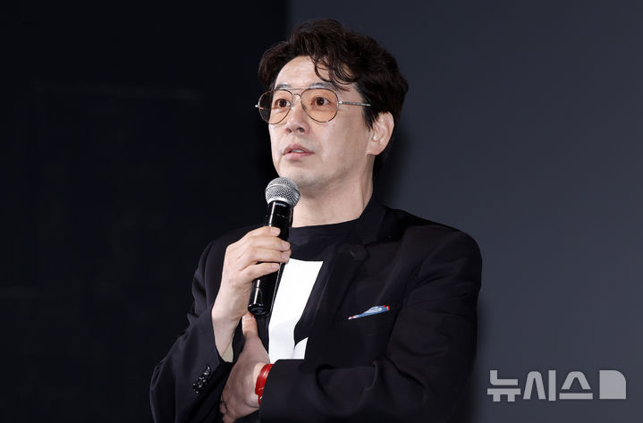 인사말 하는 김경식