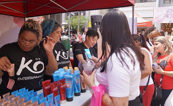 [서울=뉴시스] K팝 랜덤 플레이 댄스 in 상파울루. (사진=애경산업 제공) *재판매 및 DB 금지