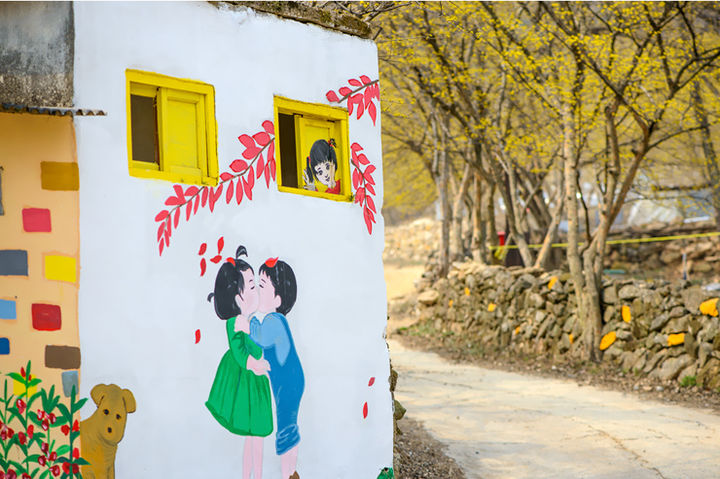 [서울=뉴시스] 이천백사산수유꽃축제. (사진=경기관광 홈페이지 캡처) *재판매 및 DB 금지