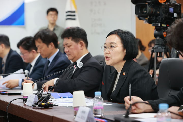 [서울=뉴시스]한성숙 중소벤처기업부 장관.(사진=중소벤처기업부 제공) 2026.04.03. photo@newsis.com *재판매 및 DB 금지