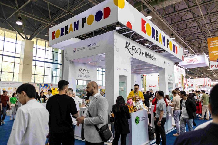 농림축산식품부와 코트라는 지난 1일부터 3일까지 우즈베키스탄 식품전시회 '우즈푸드 2026'에 역대 최대 규모 한국관을 운영해 K-푸드의 현지 시장진출 확대를 지원했다.(사진=코트라 제공) *재판매 및 DB 금지