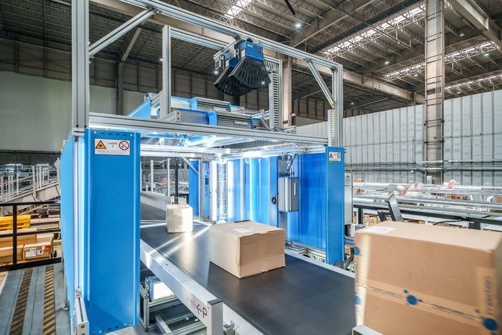 [인천=뉴시스] 3일 오후 서울 중구 인천공항화물청사에 위치한 UPS 인천공항 허브 내부 모습.(사진=UPS코리아 제공) *재판매 및 DB 금지