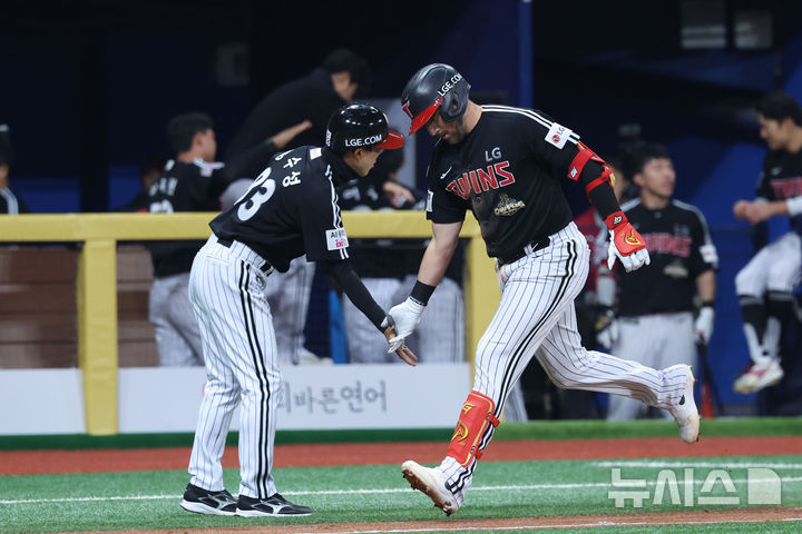 LG 오스틴 1점 홈런