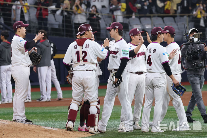 키움, 홈 개막전 승리