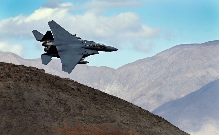 이란, 중국 무기로 美 F-15전투기 격추했을 가능성" NBC