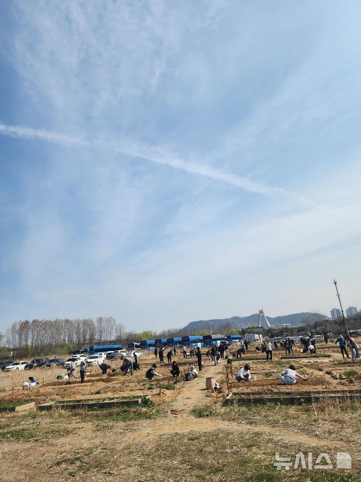 도심속 자연과 공동체를 잇다…인천시, 친환경 이음텃밭