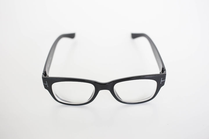 [서울=뉴시스] 인공지능(AI) 기술이 접목된 스마트 안경을 이용한 새로운 형태의 시험 부정행위가 중국 대학가에서 확산되고 있다. (사진=유토이미지) *재판매 및 DB금지 *재판매 및 DB 금지