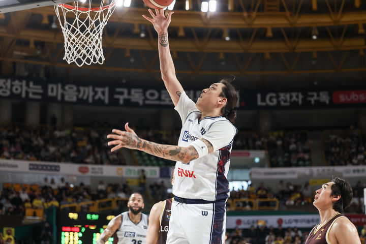 [서울=뉴시스] 프로농구 부산 KCC의 최준용. (사진=KBL 제공) *재판매 및 DB 금지