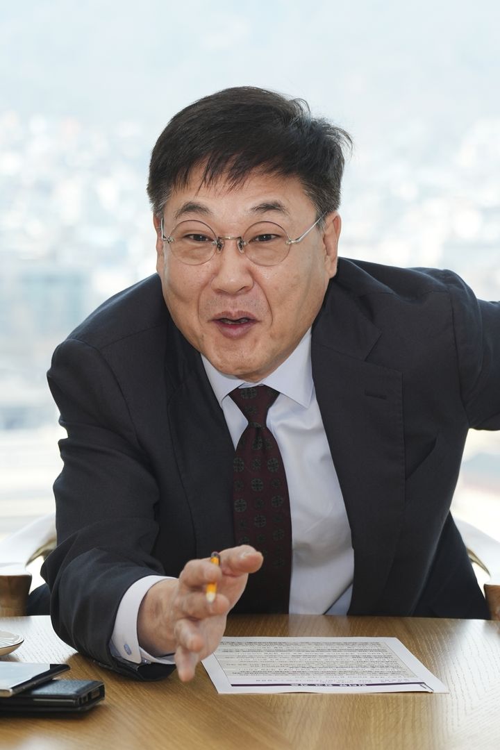 [서울=뉴시스]뉴시스와 인터뷰하는 정문헌 종로구청장. 2026.03.20. (사진=종로구 제공) *재판매 및 DB 금지