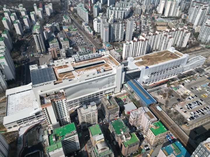 [서울=뉴시스] 사진은 창동민자역사 외부 전경. 2026.04.06. (사진=롯데건설 제공) photo@newsis.com *재판매 및 DB 금지