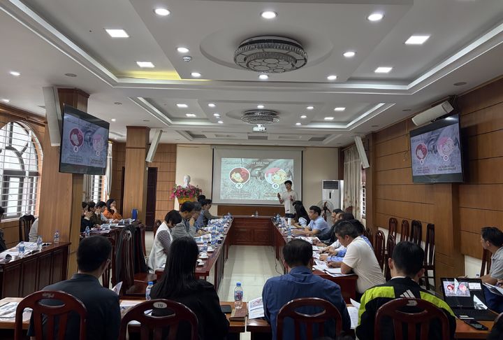 [서울=뉴시스] 건국대-코이카 사업단의 공적개발원조 사업인 '몽소' 산업화 관련 교육이 진행되고 있다. (사진=건국대 제공) 2026.04.06. photo@newsis.com *재판매 및 DB 금지