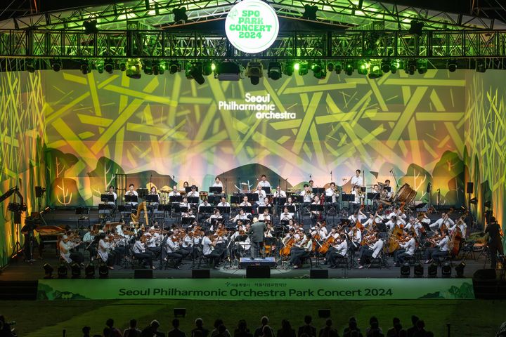 [서울=뉴시스] 서울시향 파크 콘서트 공연 장면. (사진=서울시립교향악단 제공) 2026.04.06. photo@newsis.com *재판매 및 DB 금지
