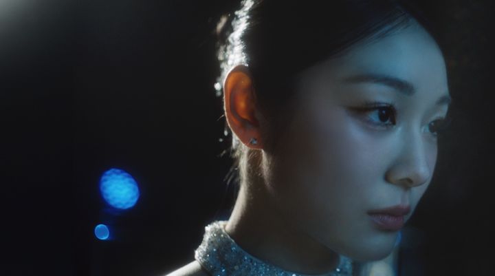 [서울=뉴시스] 김연아, 돌고래유괴단 '아워 퀸 이즈 백(Our Queen is back)' 프로젝트. (사진 = 카카오 엔터테인먼트 제공) 2026.04.06 photo@newsis.com *재판매 및 DB 금지