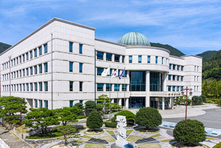 경상남도의회 청사 본관 전경.(사진=경남도의회 제공) 2026.04.06. *재판매 및 DB 금지