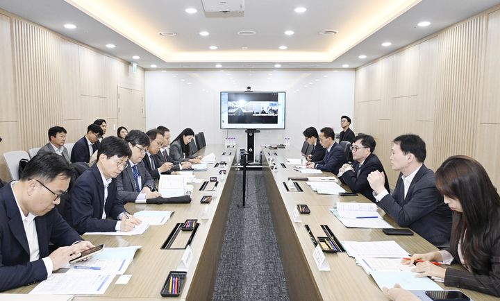 [서울=뉴시스] 임기근 기획예산처 차관이 6일 오후 서울 영등포구 중소기업중앙회에서 제7차 재정집행 점검회의를 주재하고 있다. (사진=기획예산처 제공) 2026.04.06. photo@newsis.com *재판매 및 DB 금지