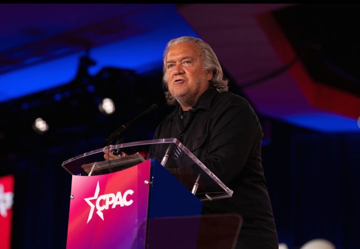 [댈러스=AP/뉴시스] 스티브 배넌이 지난달 27일 텍사스 댈러스에서 열린 보수정치행동회의(CPAC)에서 연설하고 있다. 2026.034.07. *재판매 및 DB 금지