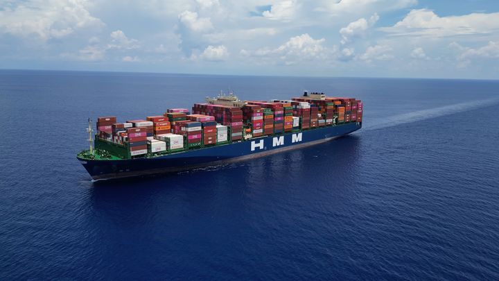 [서울=뉴시스] HD현대 아비커스의 대형 선박용 하이나스 컨트롤이 적용된 컨테이너 운반선. (사진=HD현대) 2026.04.07 photo@newsis.com *재판매 및 DB 금지 *재판매 및 DB 금지