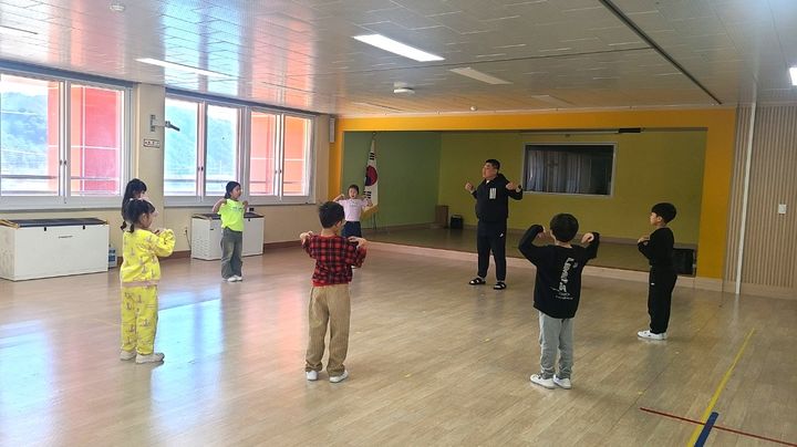 [평창=뉴시스] 아동 비만 예방 관리 '건강한 돌봄 놀이터' 운영. (사진=평창군 제공) 2026.04.07. photo@newsis.com *재판매 및 DB 금지