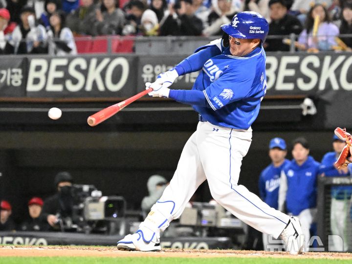 최형우 2경기 연속 홈런, KIA전 결정적 활약