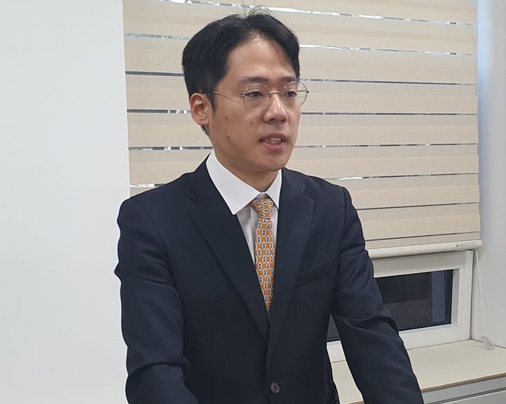 [대전=뉴시스] 조명휘 기자 = 강희린 개혁신당 대전시당 예비후보가 8일 대전시의회 기자실에서 '메가 대전' 공약을 제안하고 있다. 2026.04.08 photo@newsis.com&nbsp; *재판매 및 DB 금지