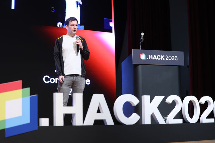 [서울=뉴시스] 국내외 화이트햇 해커와 사이버 보안 전문가들이 참여한 '닷핵 컨퍼런스 2026(.HACK Conference 2026)'이 8일 성황리에 막을 내렸다. 사진은 티오리의 타일러 나이스완더 연구원의 .HACK 2026 컨퍼런스 기조강연. (사진=티오리한국 제공) 2026.04.08. photo@newsis.com *재판매 및 DB 금지