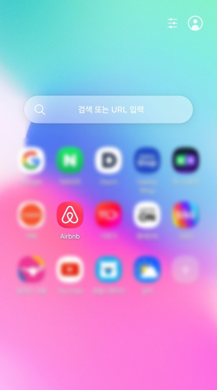 갤럭시에서 원터치로 에어비앤비에 접속하는 모습. (사진=에어비앤비) *재판매 및 DB 금지