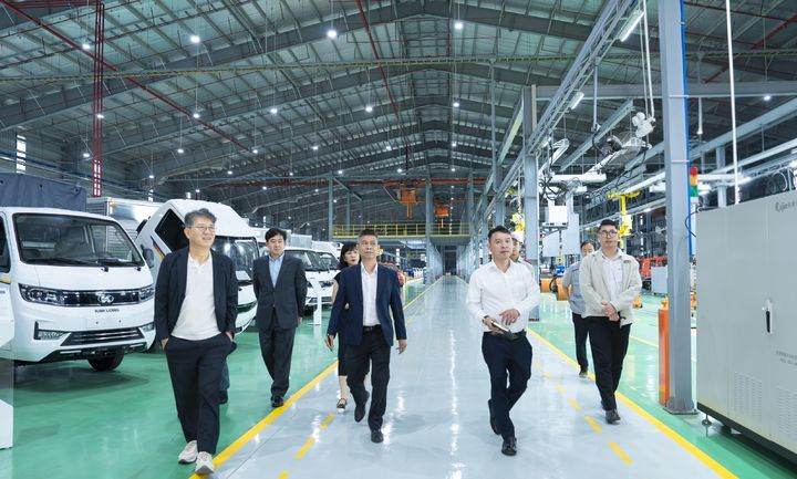 KGM이 본격적인 베트남 시장 진출을 앞두고 KD 파트너사인 푸타 그룹의 킴롱모터와 간담회를 갖고 생산 현장 점검과 함께 협력 방안을 모색했다. (사진=KG모빌리티) *재판매 및 DB 금지