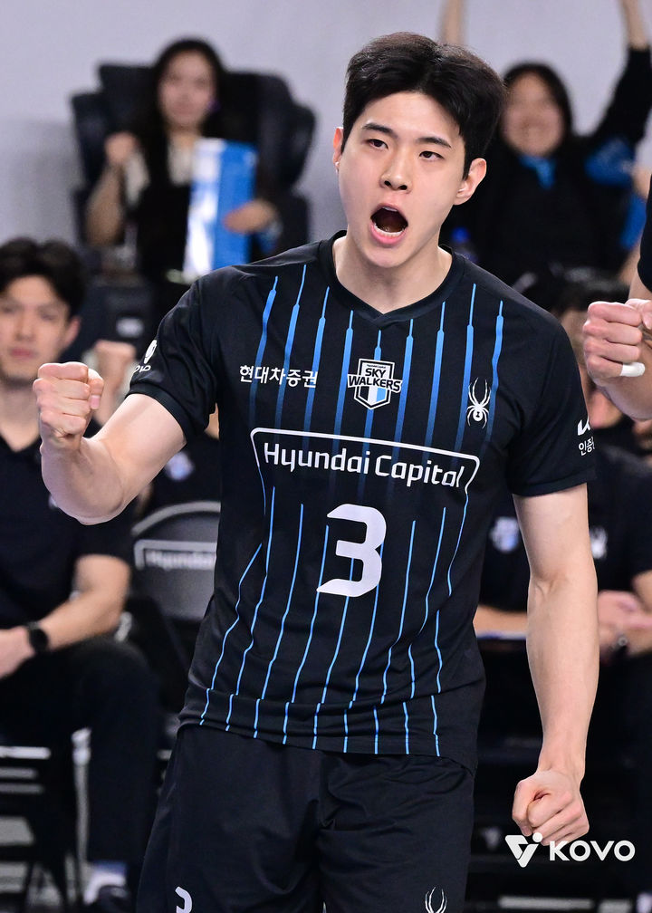 [천안=뉴시스]현대캐피탈 세터 황승빈. (사진=KOVO 제공)