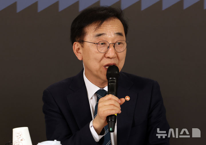 [서울=뉴시스] 김윤덕 국토교통부 장관. photo@newsis.com