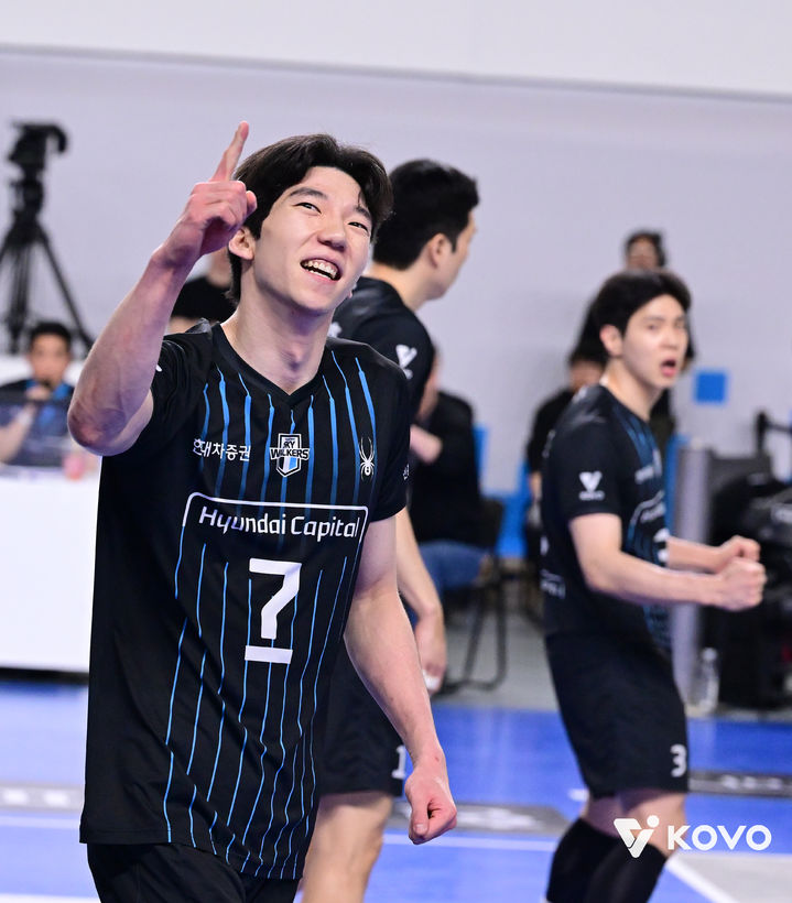 허수봉 관련 사진